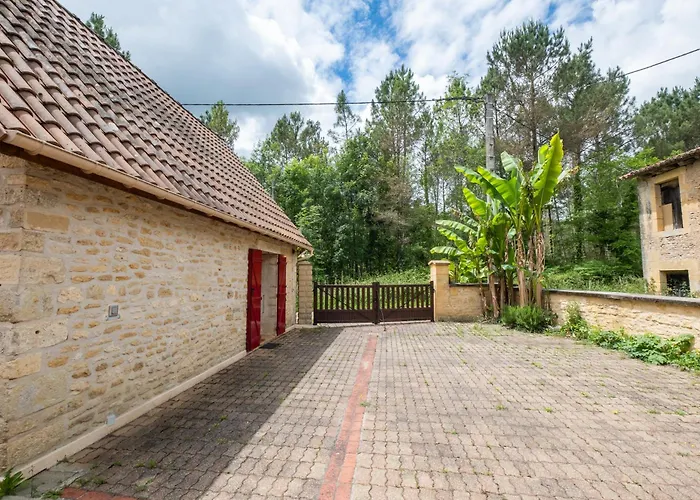 Musicale Panissal 10 Pers Vakantiehuis Montignac-Lascaux